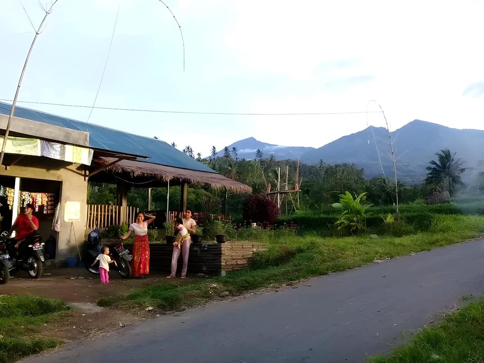 Bayan Exotic Homestay Senaru Exterior foto
