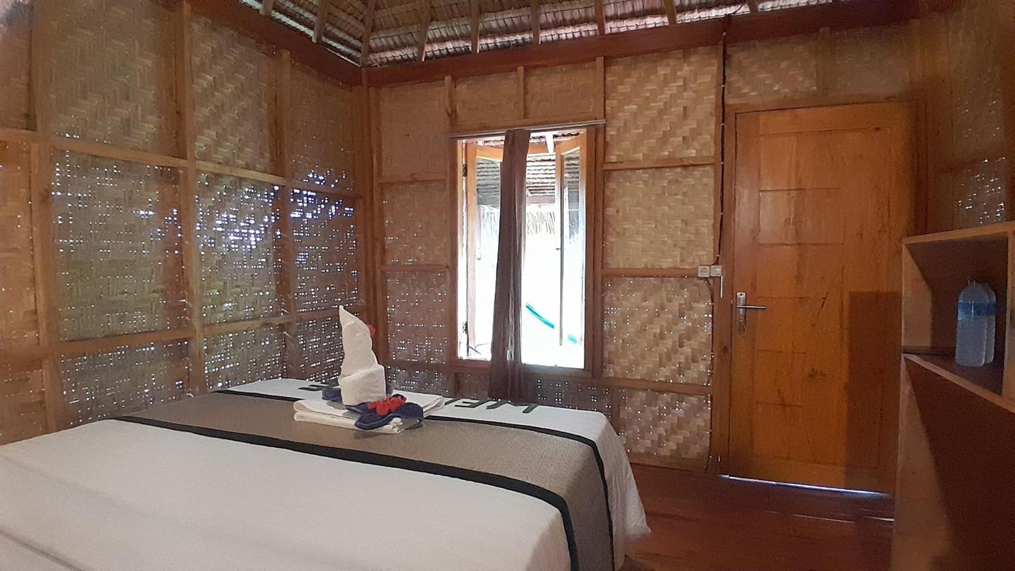 Bayan Exotic Homestay Senaru Exterior foto